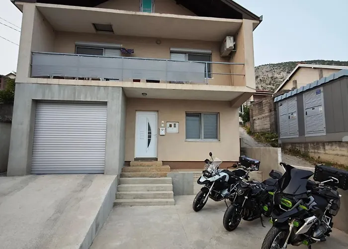 N&N Apartment