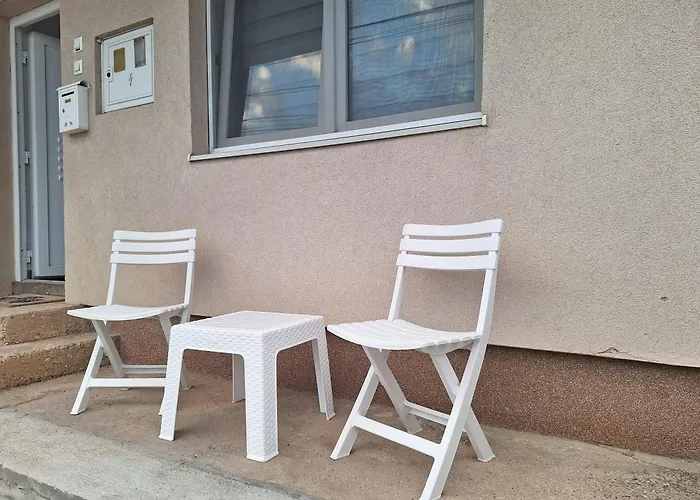 N&N Apartment