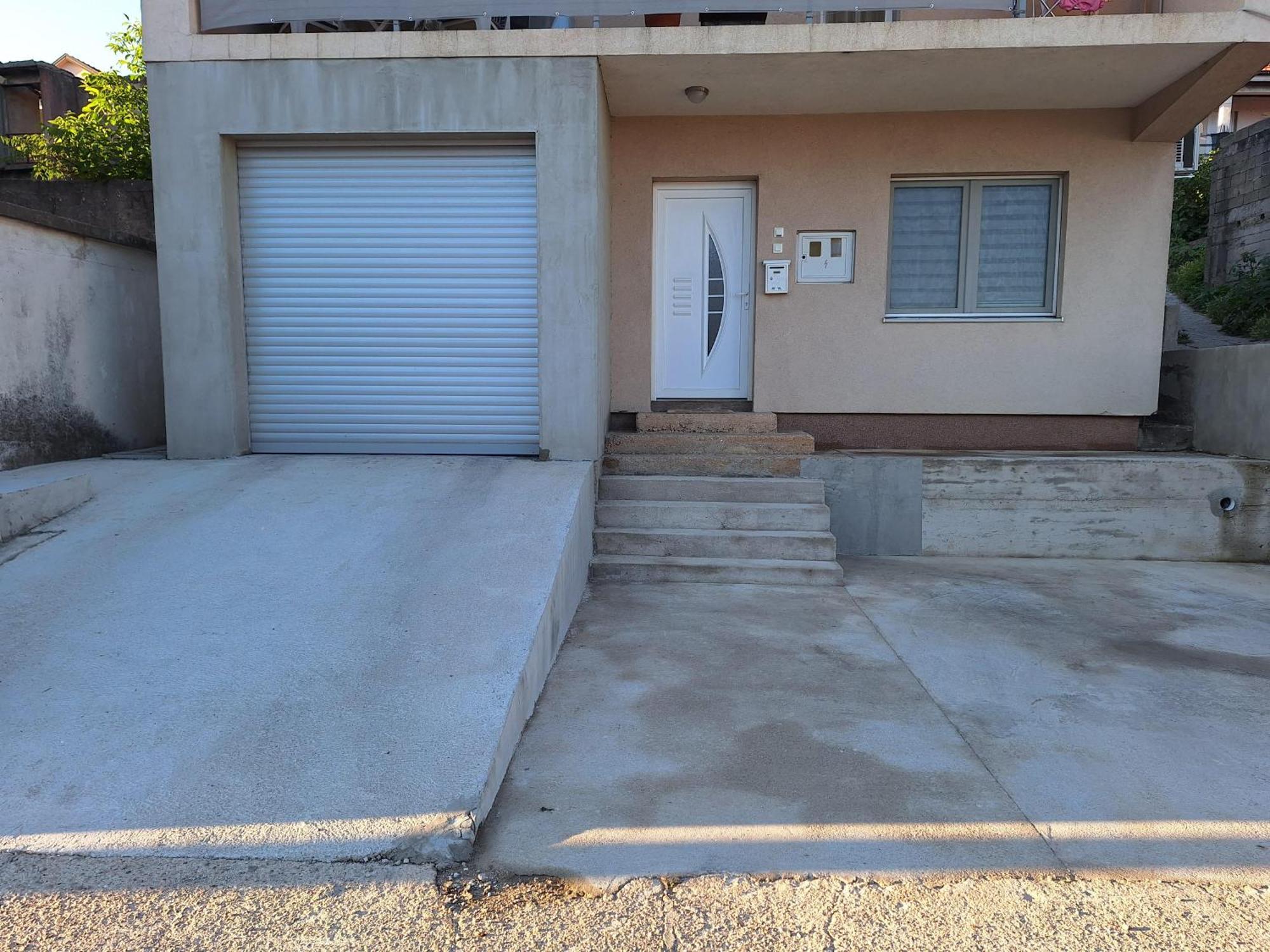 N&n Apartment *